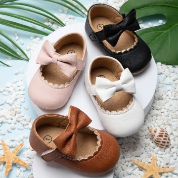 Leather Baby Girl Moccasins...